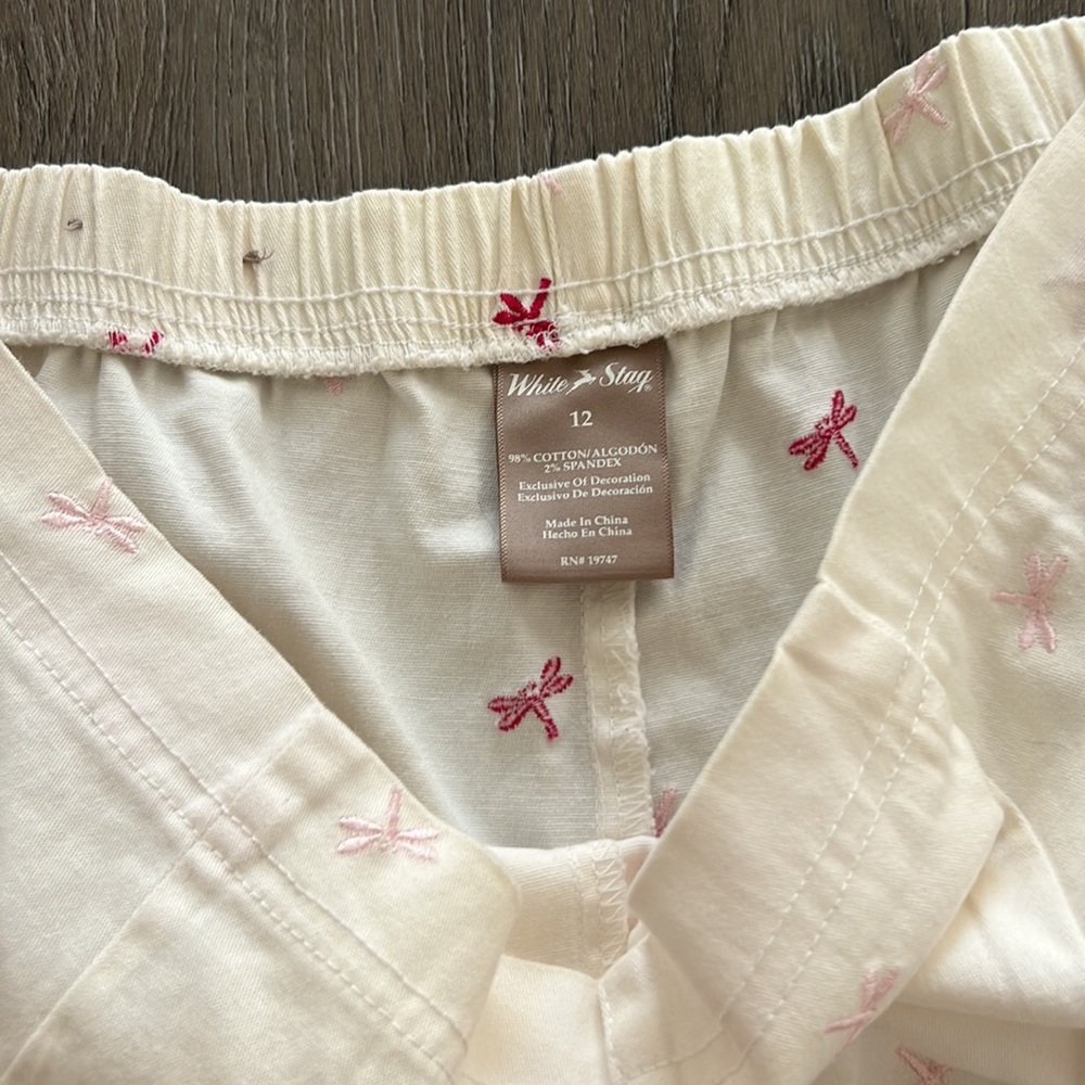 Capris - Picture 4 of 5